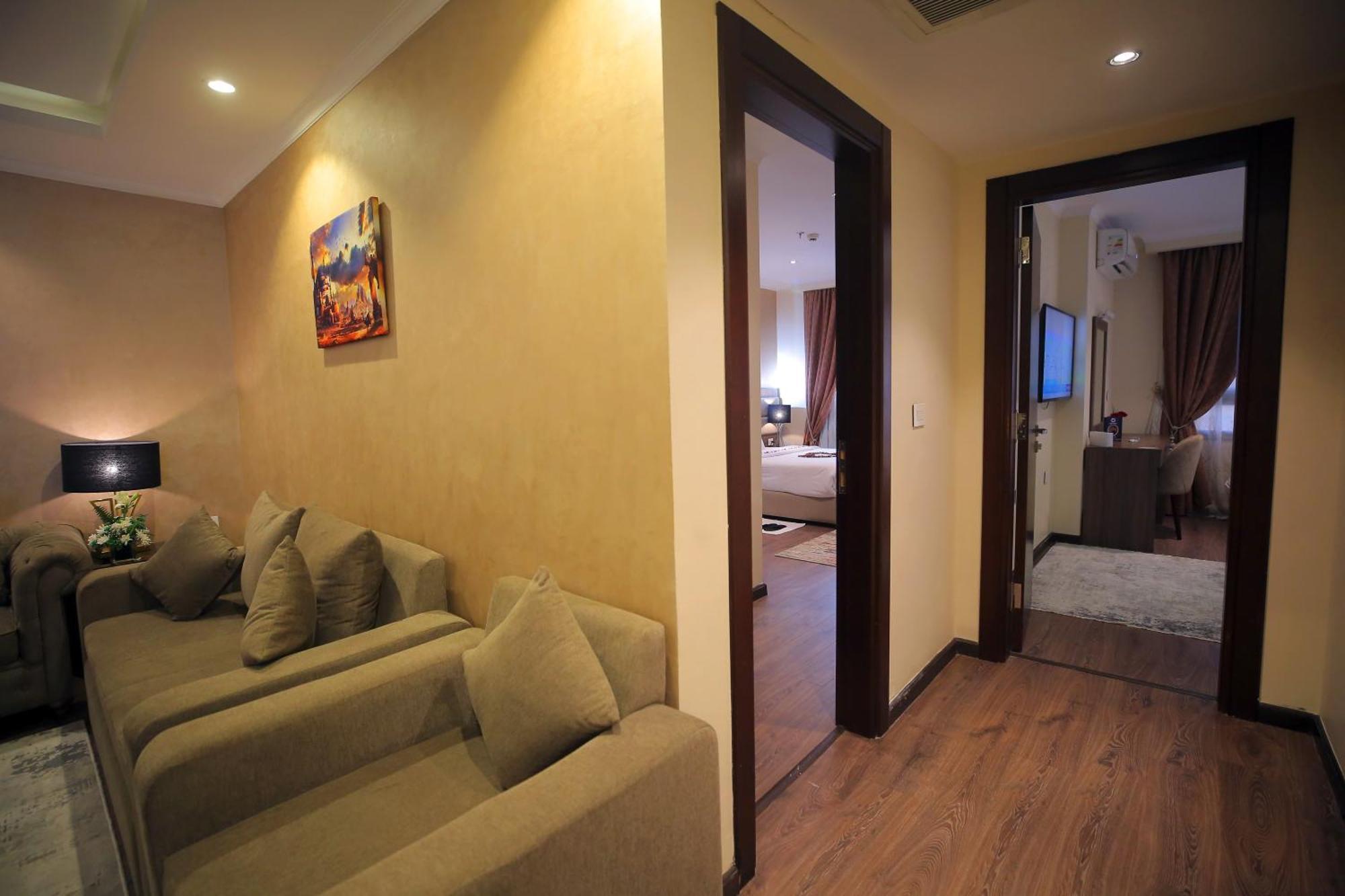Cairo Taj Hotels & Suites - Dokki Екстер'єр фото