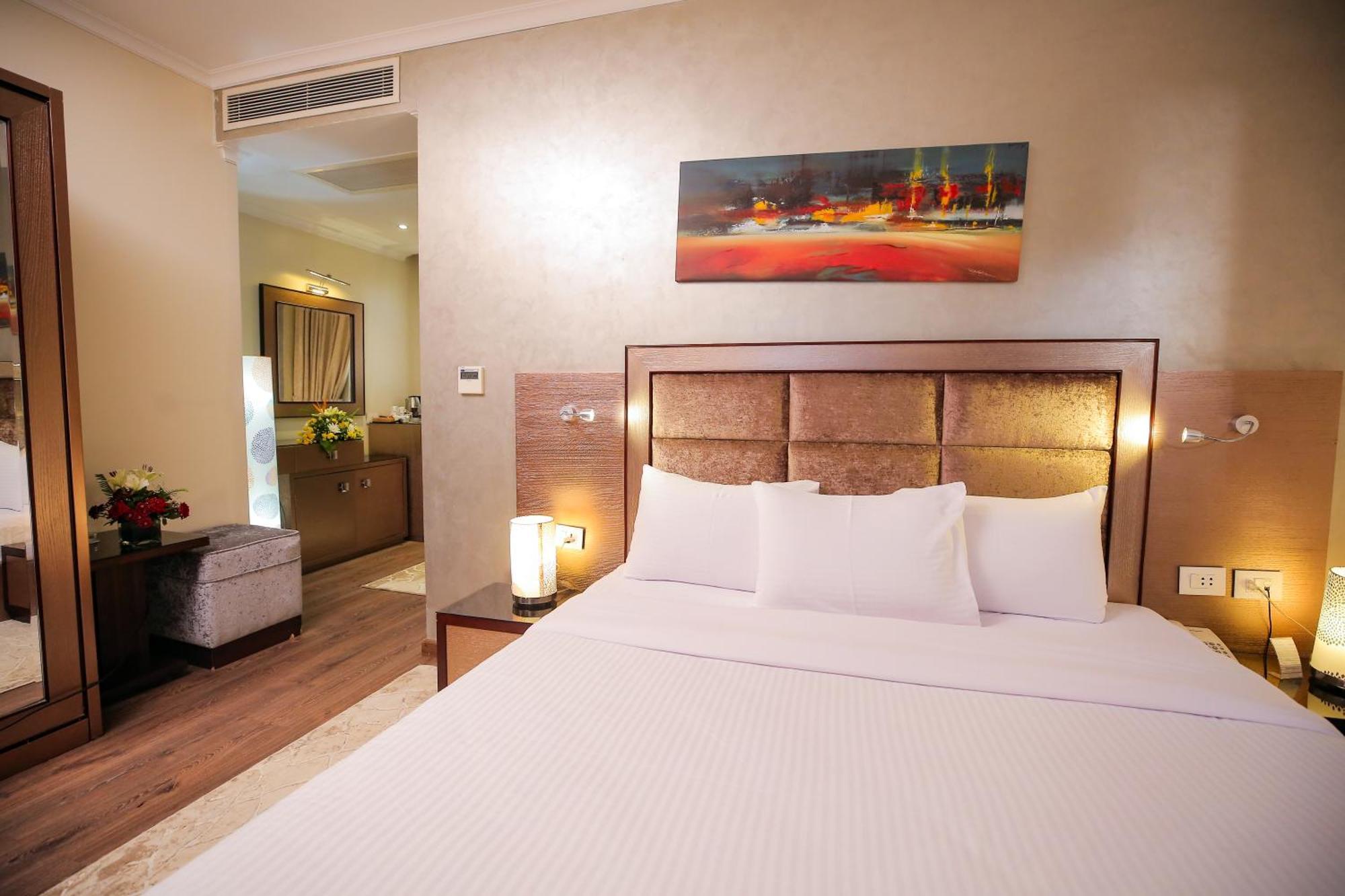 Cairo Taj Hotels & Suites - Dokki Екстер'єр фото