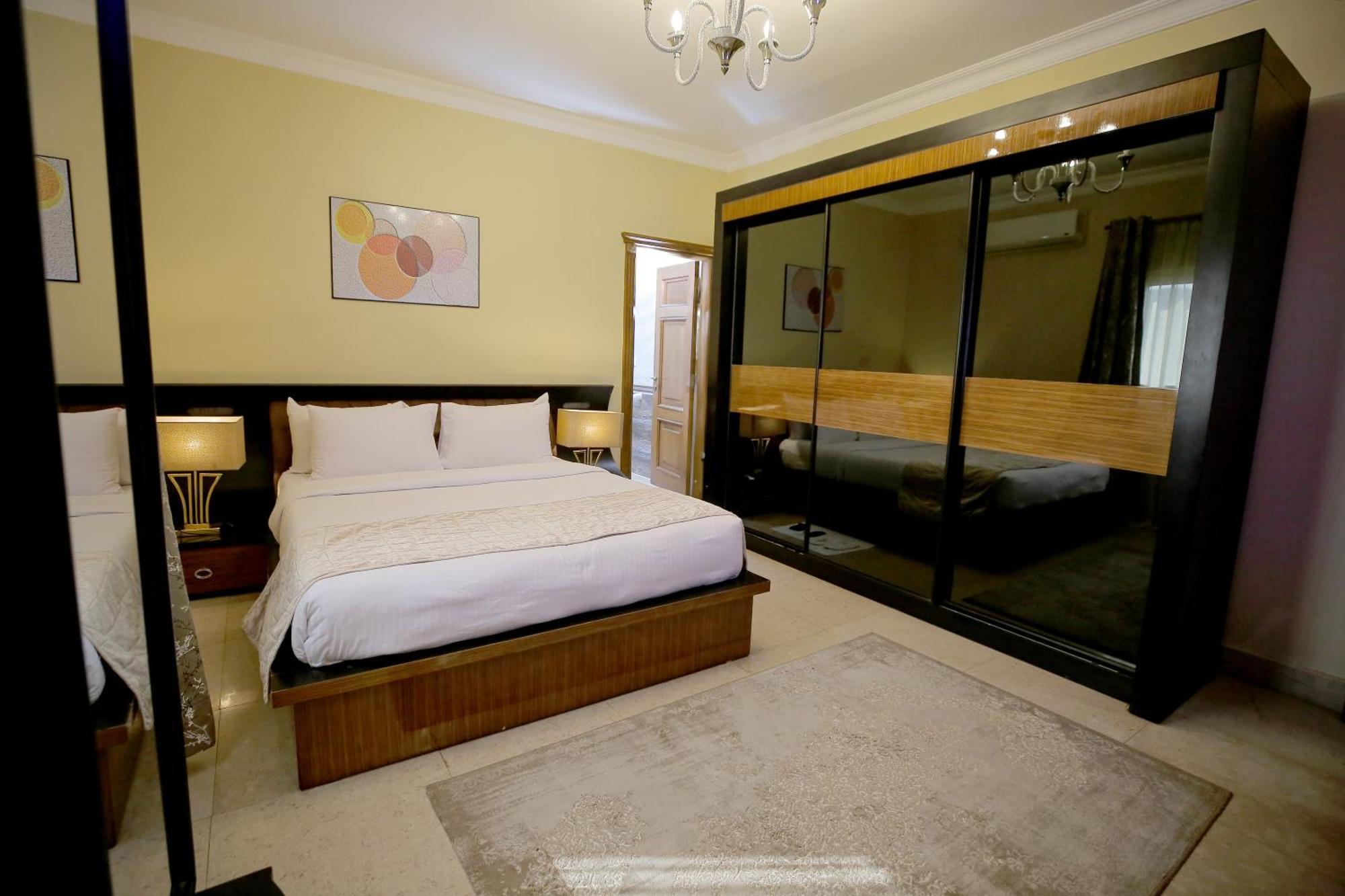 Cairo Taj Hotels & Suites - Dokki Екстер'єр фото