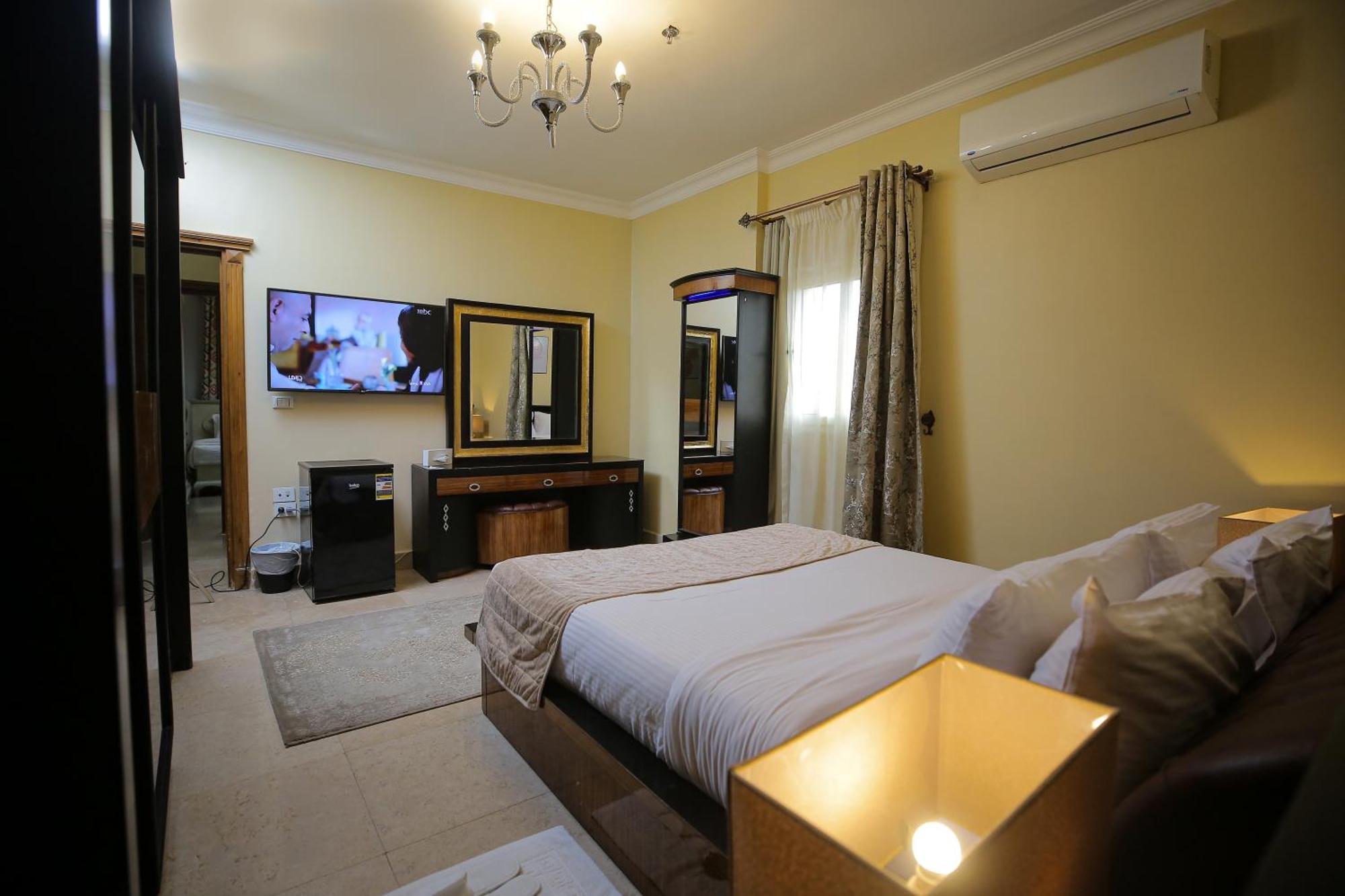 Cairo Taj Hotels & Suites - Dokki Екстер'єр фото
